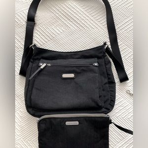 Baggallini black crossover body purse with smaller pouch